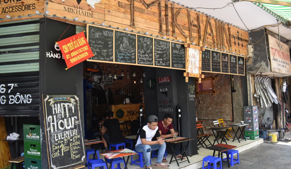 Street foodies paradise in Hanoi’s old quarter