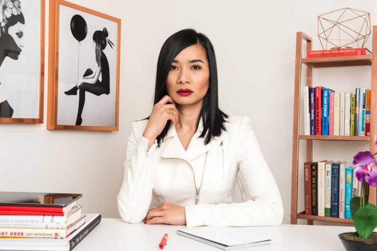 ຈາກເມືອງລາວສູ່ມະຫານະຄອນນິວຢອກ