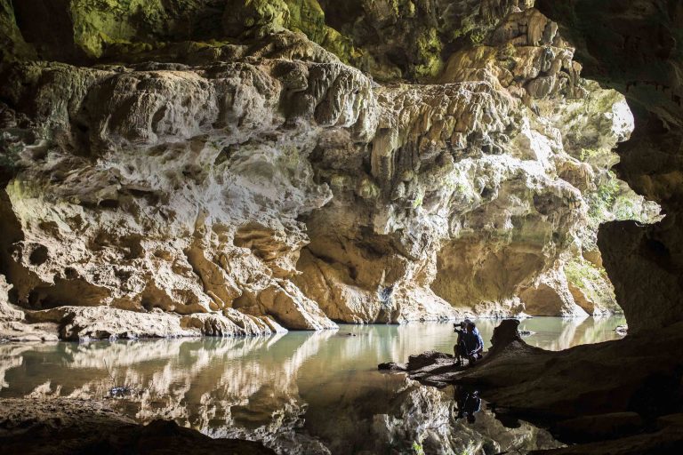 (English) Khammouane Caves
