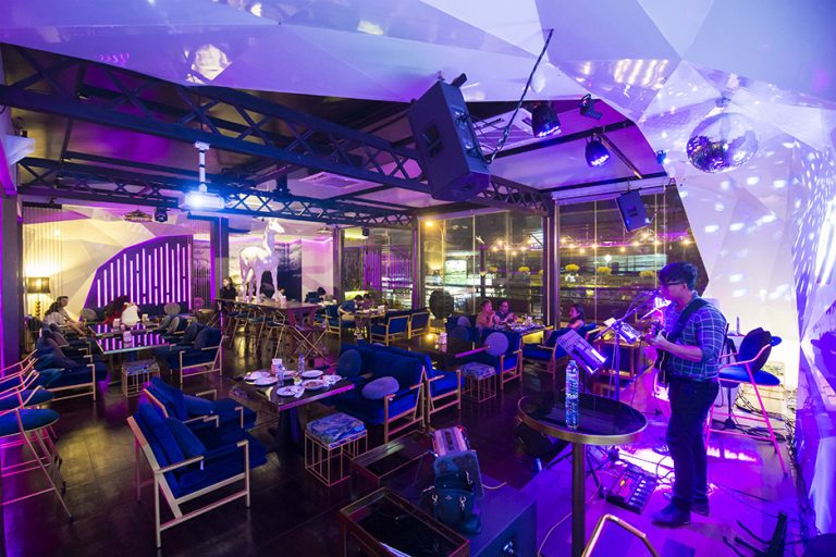 (English) A Beautiful Night at Belle J