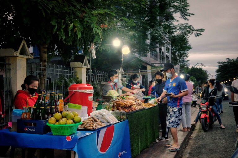 Travel to Eat. Eat to Live. Love to Travel.