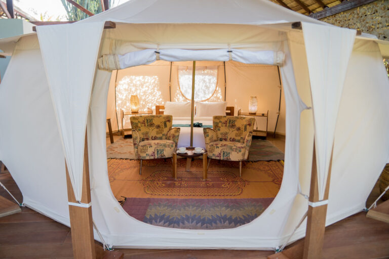 ຣີສອດນໍ້າຄານ ແລະ ອີໂຄ-ຟາມ