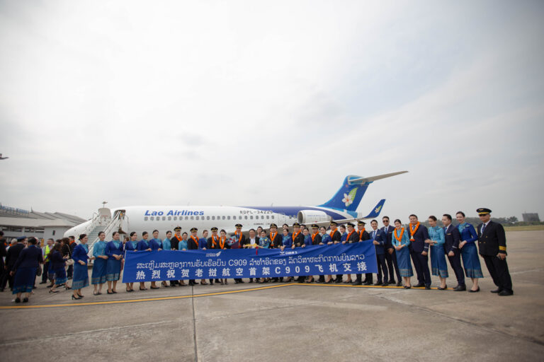 Lao Airlines Officially  Adds New C909 Aircraft to Fleet