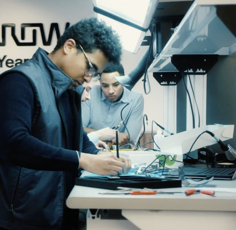 Arrow Electronics Launches Engineering Solutions Center to Support Tech Innovation Across India and Southeast Asia