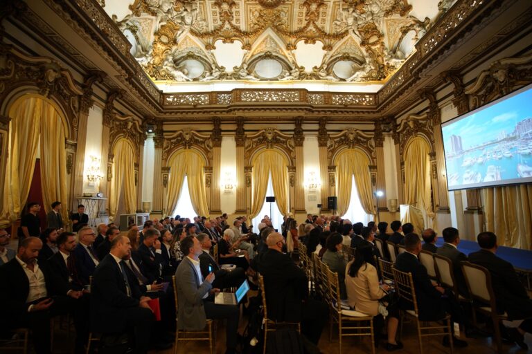 Hainan Free Trade Port Holds Investment Promotion Conference in Rome, Italy