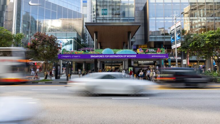 Next-Generation 3D Rooftop Bus Shelter Debuts at Orchard Road in collaboration with Gardens by the Bay