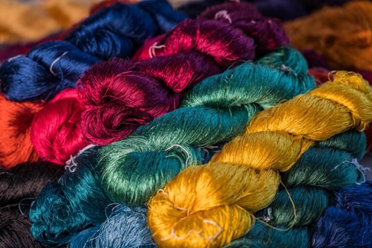 ເສັ້ນໄໝສູ່ມໍລະດົກຕົກທອດ