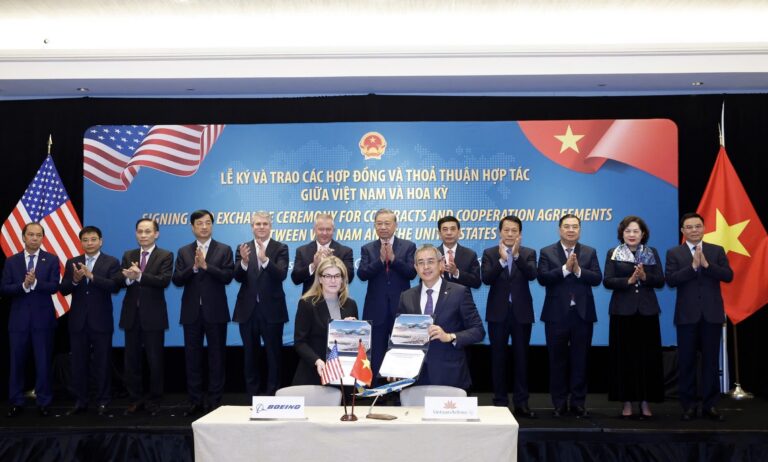 Vietnam Airlines Unveils Major Fleet Expansion with Up to US$ 8.1 Billion Order for 50 Boeing 737-8 Aircraft