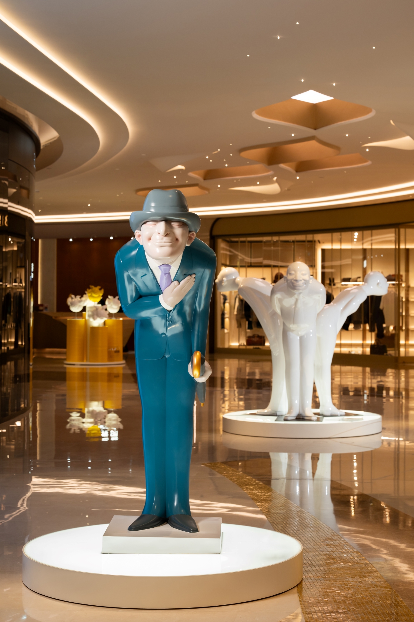 Dream Voyage @Galaxy Resort: Gao Xiaowu's Art Exhibition invites guests on an inspiring journey through dreams, gratitude and love through five thought-provoking thematic chapters. The exhibition is open now until 17 November at Galaxy Promenade.