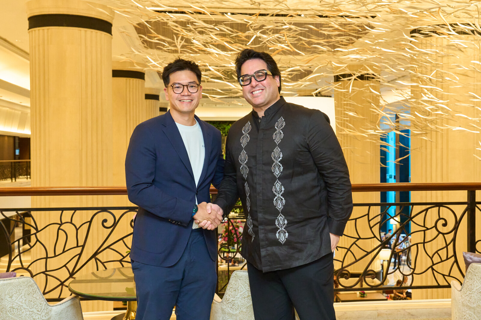 (From left) Nicholas Chia, CEO of Aolani and Nikolas Skalomenos de Ynchausti, CEO of YCO Cloud.