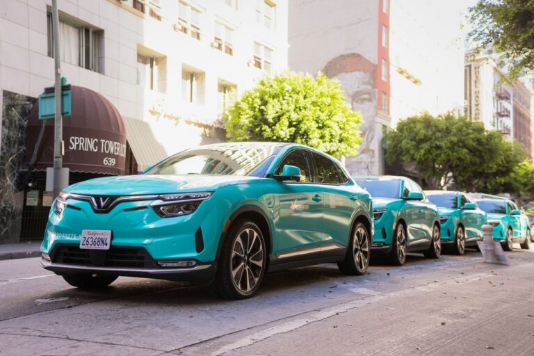 Green SM Officially Launches All-Electric Taxi Service in the U.S.